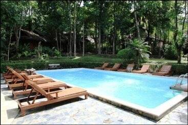 هتل Fern Resort Mae Hong Son