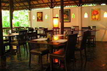 هتل Fern Resort Mae Hong Son