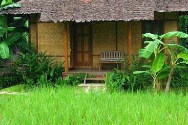 هتل Fern Resort Mae Hong Son