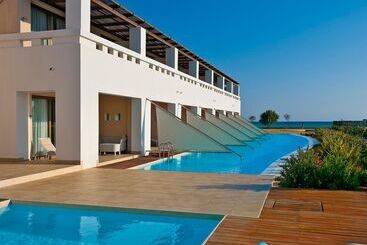 هتل Giannoulis – Cavo Spada Luxury Sports & Leisure Resort & Spa