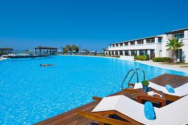 هتل Giannoulis – Cavo Spada Luxury Sports & Leisure Resort & Spa