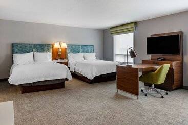 هتل Hampton Inn & Suites By Hilton Edmonton/west