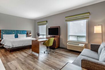 هتل Hampton Inn & Suites By Hilton Edmonton/west