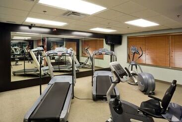 هتل Hilton Garden Inn Mankato Downtown