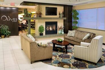 هتل Hilton Garden Inn Mankato Downtown