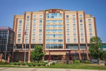 هتل Hilton Garden Inn Mankato Downtown