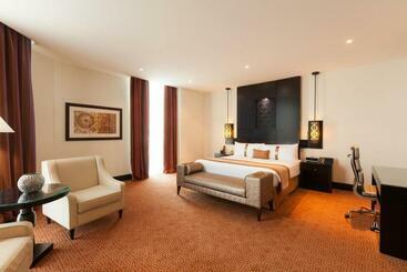 هتل Holiday Inn Dubai Al Barsha, An Ihg