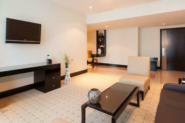 هتل Holiday Inn Dubai Al Barsha, An Ihg