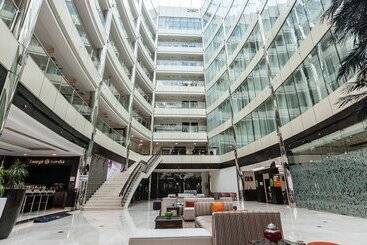 هتل Holiday Inn Dubai Al Barsha, An Ihg