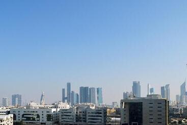 هتل Holiday Inn Express Dubai, Jumeirah, An Ihg
