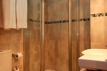هتل Hostal Rural Villa Vieja