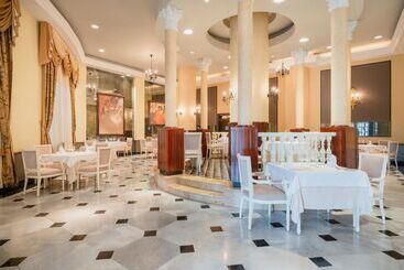 هتل JOIA Rose Hall by Iberostar