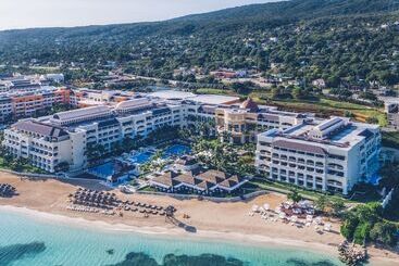 هتل JOIA Rose Hall by Iberostar