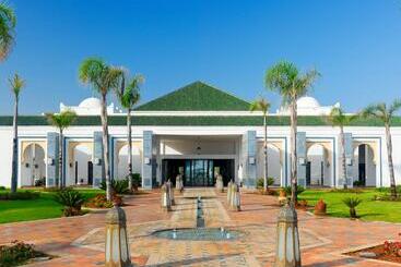 هتل Iberostar Waves Saidia