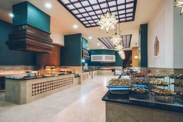 هتل Iberostar Waves Saidia