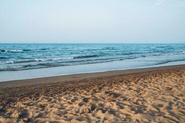 هتل Iberostar Waves Saidia