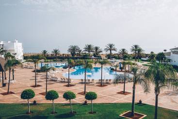 هتل Iberostar Waves Saidia