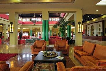 هتل Iberostar Waves Saidia