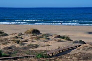 هتل Iberostar Waves Saidia