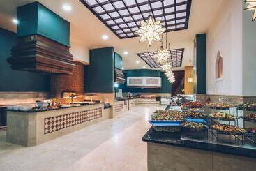 هتل Iberostar Waves Saidia