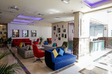 هتل Mena Apart