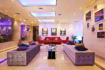 هتل Mena Apart