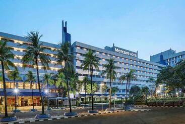هتل Mercure Convention Center Ancol