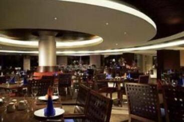هتل Mercure Convention Center Ancol