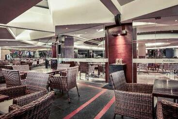 هتل Mercure Convention Center Ancol