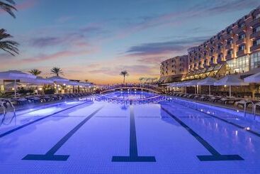 Merit Park Hotel Casino & Spa