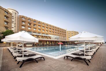 Merit Park Hotel Casino & Spa