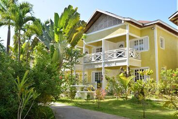 هتل Merrils Beach Resort Ii