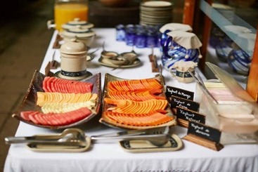 هتل Mesón De Leyendas Breakfast & Downtown