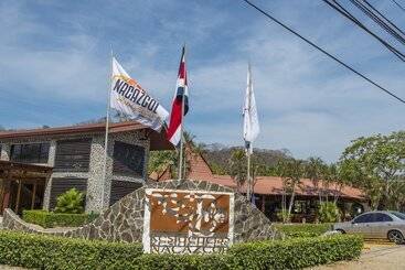 هتل Nacazcol  Playas Del Coco