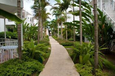 هتل Negril Palms