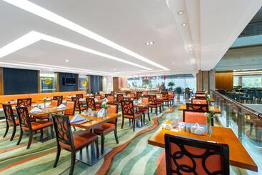 هتل Qingdao Parkview Holiday
