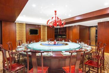 هتل Qingdao Parkview Holiday