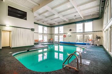 هتل Quality Inn Rutland