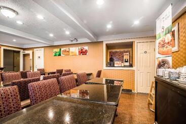 هتل Quality Inn Rutland