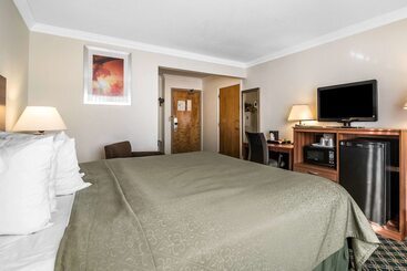 هتل Quality Inn Rutland