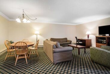 هتل Quality Inn Rutland