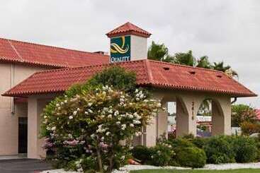 هتل Baymont By Wyndham Del Rio