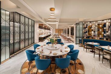 هتل Radisson Mumbai Goregaon