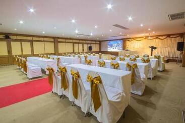 هتل Rajapruek Samui Resort   Sha Plus