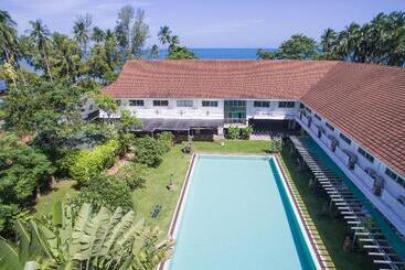 هتل Rajapruek Samui Resort   Sha Plus