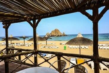Sandy Beach Hotel & Resort