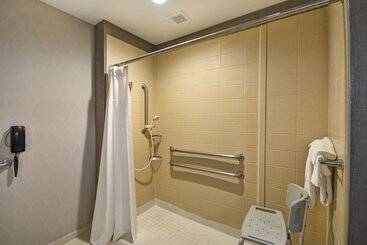 هتل Springhill Suites By Marriott Indianapolis Airport/plainfield