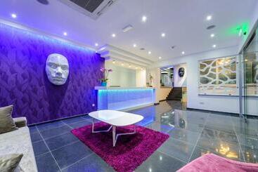 هتل Tasia Maris Oasis