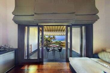 هتل The Fortress Resort & Spa