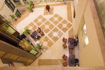 هتل The Sunway Manor